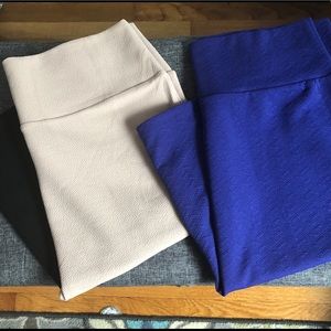 Bundle of two LuLaRoe pencil skirts - XL & L